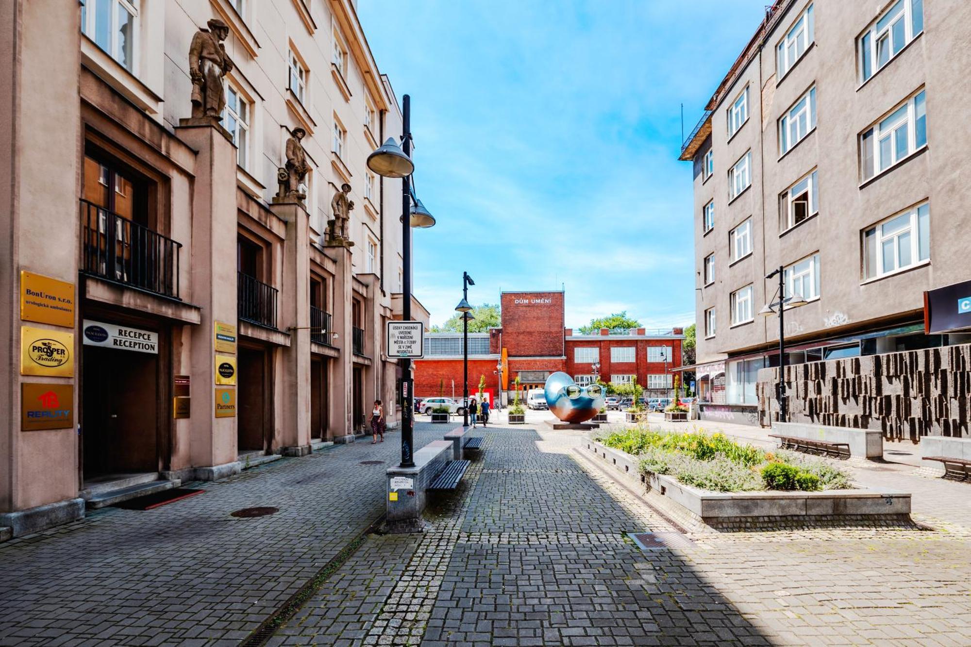 Hotel Palac Elektra Ostrava Ngoại thất bức ảnh